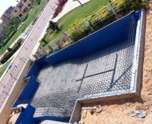 طريقة تركيب حديد تسليح حمام السباحة